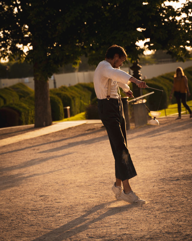 Artiste de rue, Jardin des Tuileries, Paris